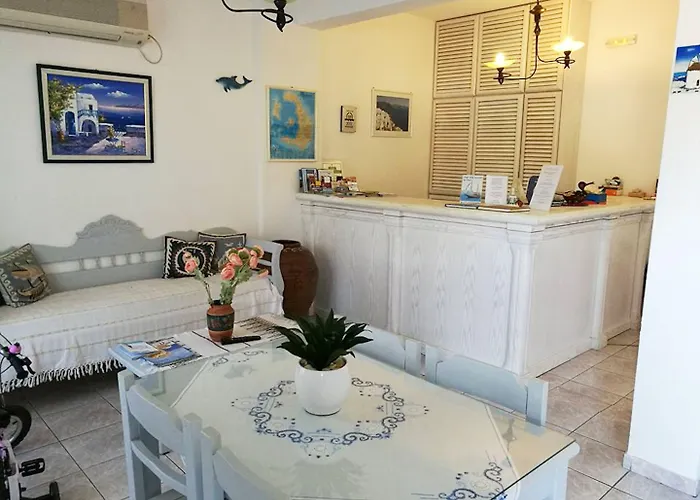 Horizon Hotel Kamari (Santorini)