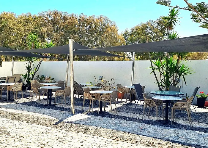 Hotel Horizon Kamari (Santorini)